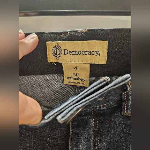 Democracy Womans Size 4 AbTechnology Denim Jeans - Picture 2 of 5